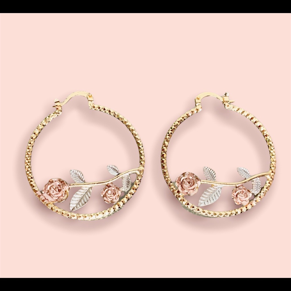 Rose Flower Vine hoop earrings, 18k Gold plated, Rosas Arracadas